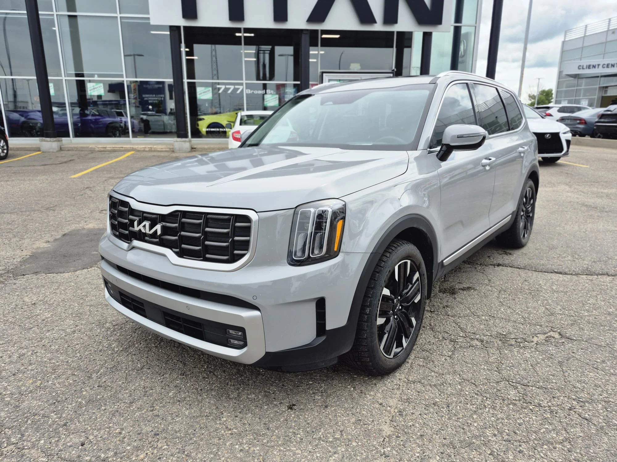 Certified Used 2024 Wolf Grey Kia SX Limited AWD*7 Pass | Adaptive Cruise  | Nav | HUD | 360 Cam | Cooled Leather | Pano Roof image 3
