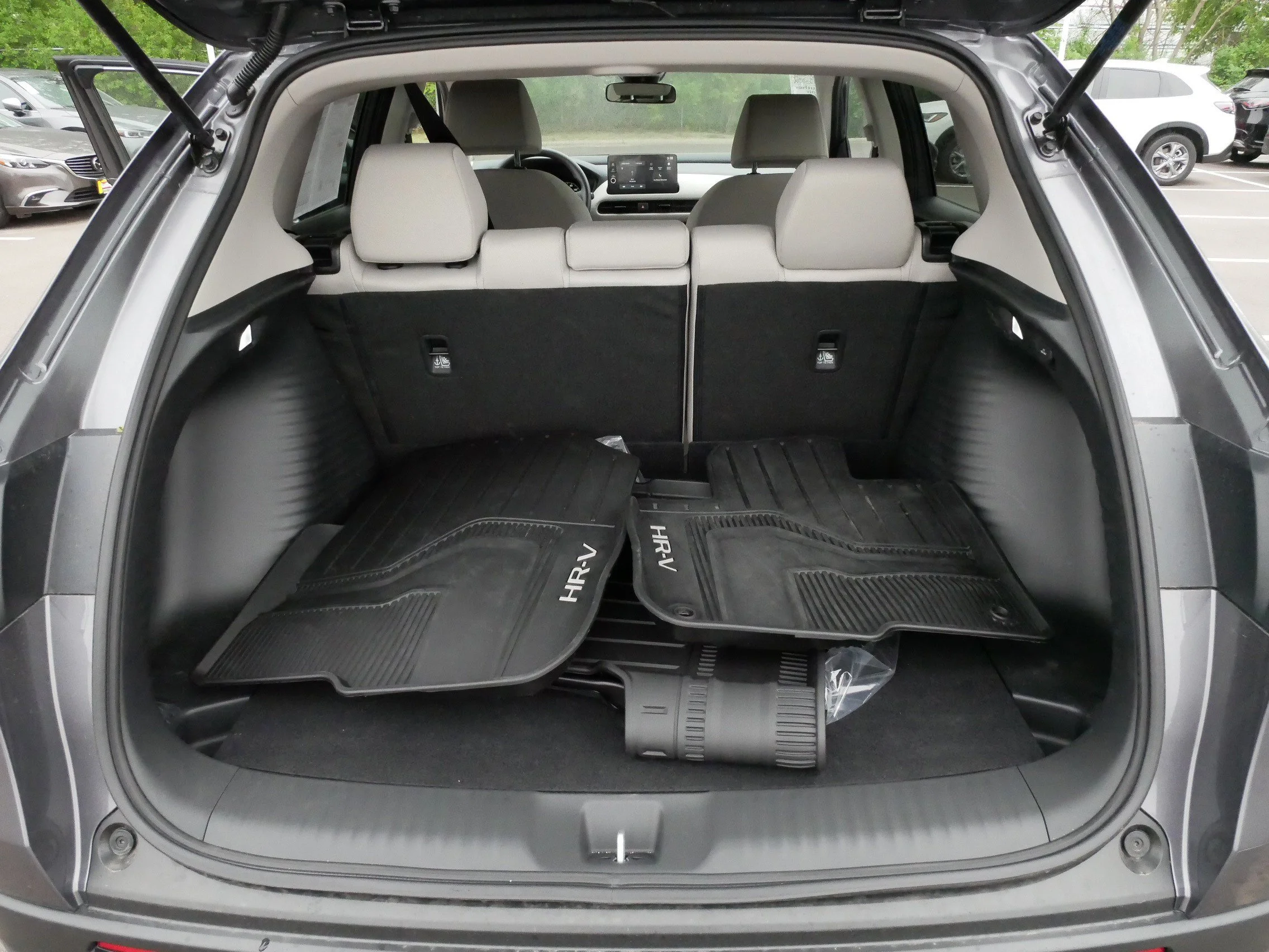 2026 Honda HR-V LX - Photo 18