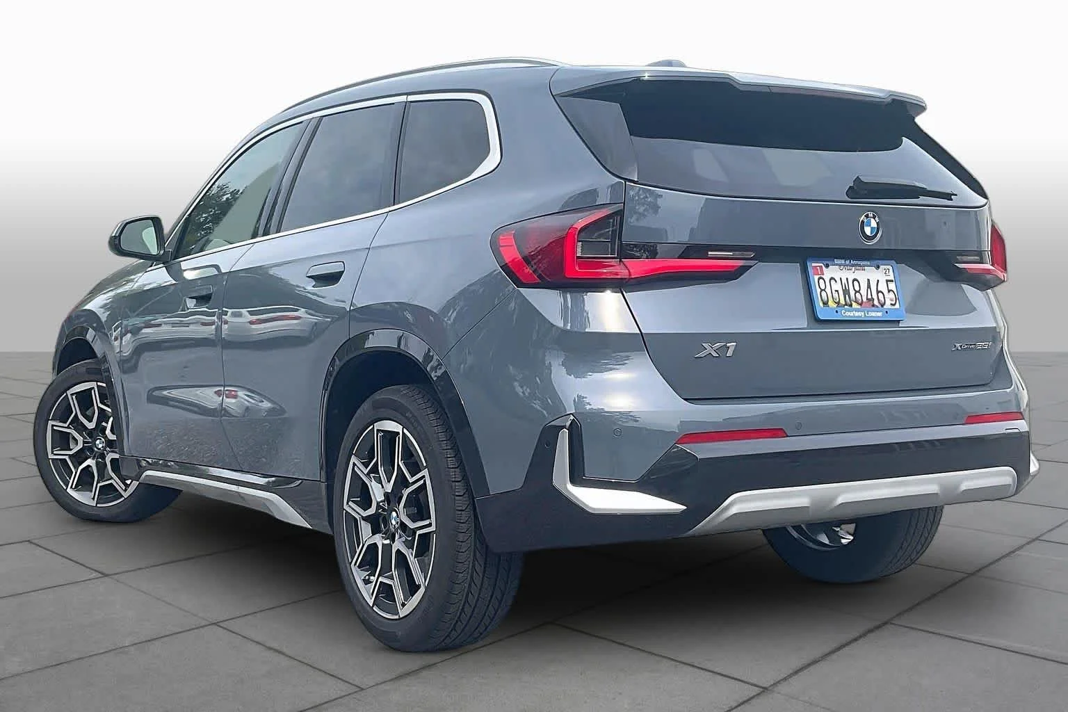 Used 2026 Storm Bay Metallic BMW xDrive28i image 11