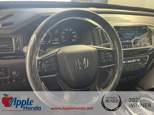 New 2026 Sonic Gray Pearl Honda Black Edition Two-Tone image 19