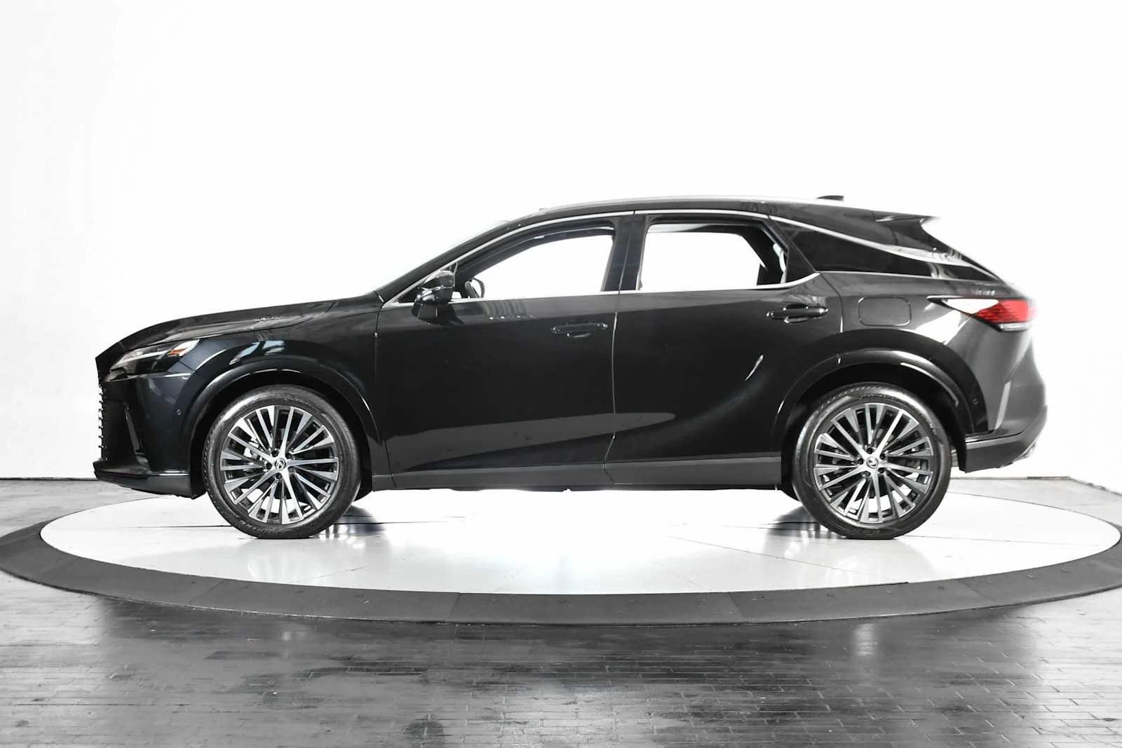 Used 2024 Caviar Lexus Premium Plus image 2