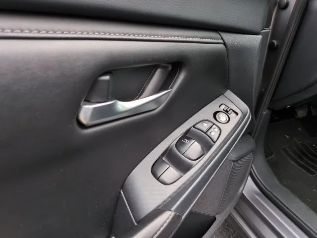Used 2024 Gray Nissan SV image 11