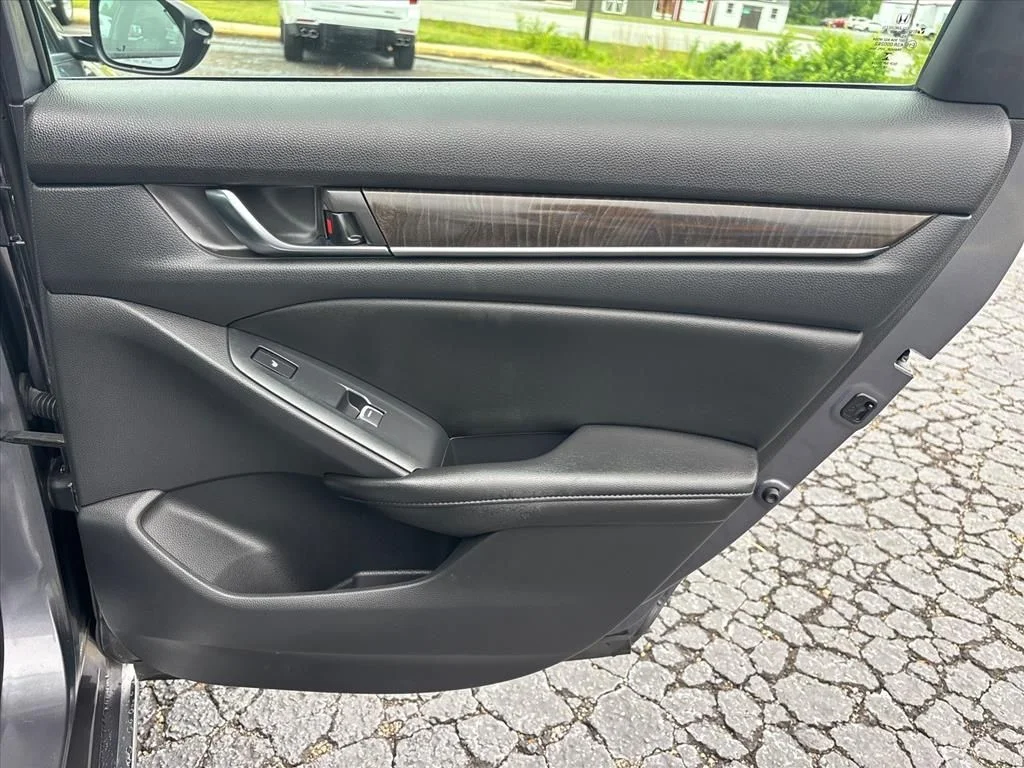 Used 2020 Gray Honda EX-L image 15