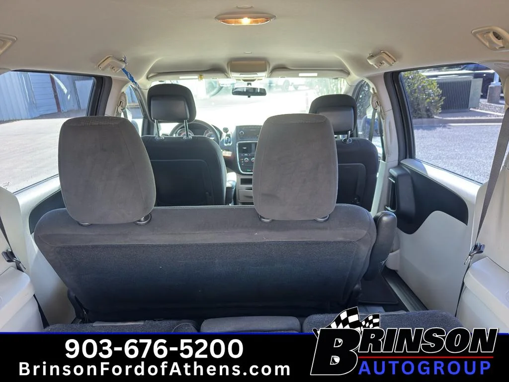 Used 2016 Granite Crystal Clearcoat Metallic Dodge American Value Pkg image 10