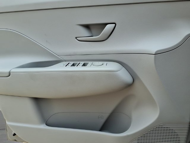 Used 2026  Hyundai SEL Sport image 16
