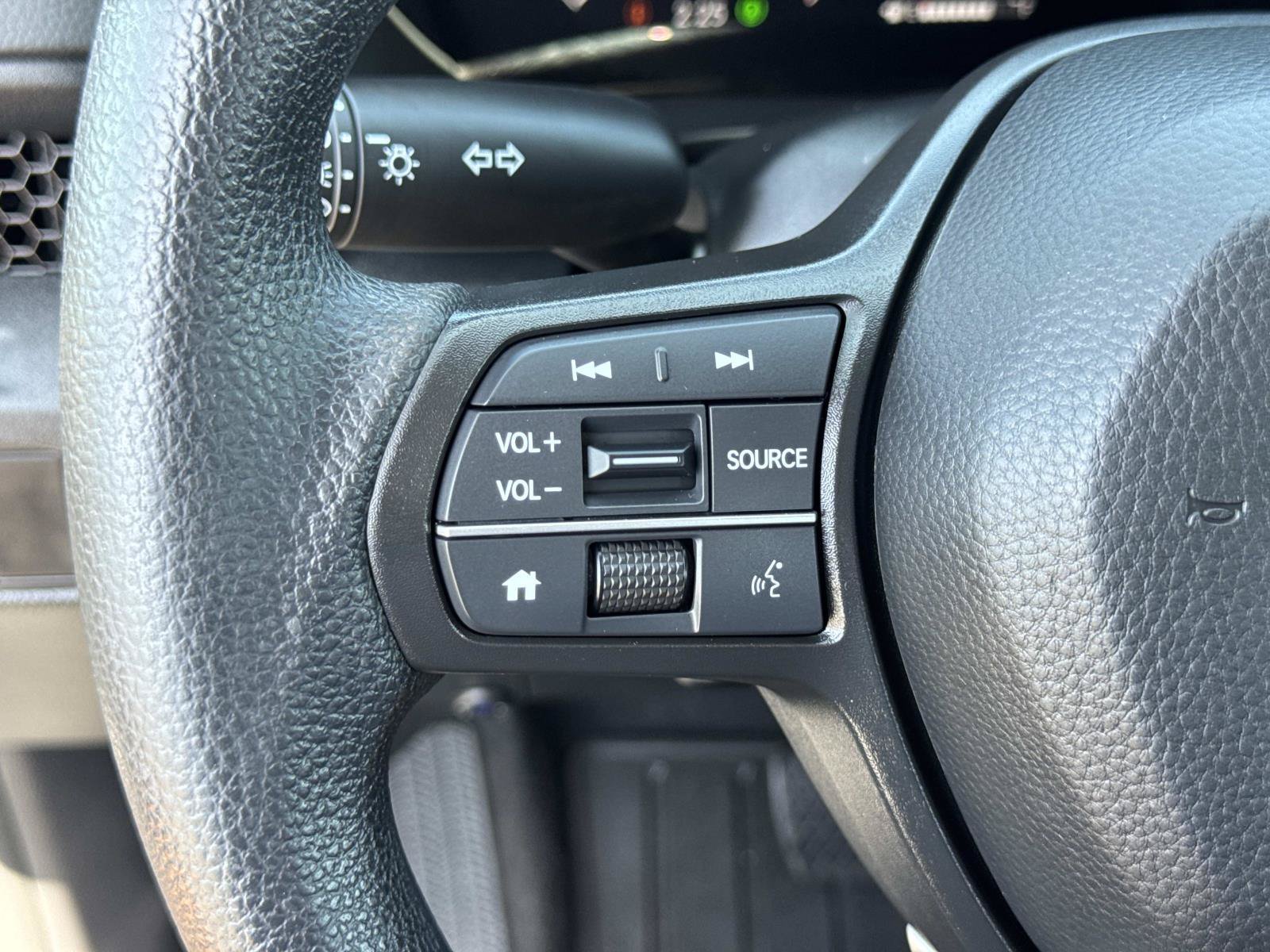 2024 Honda CR-V LX - Photo 11