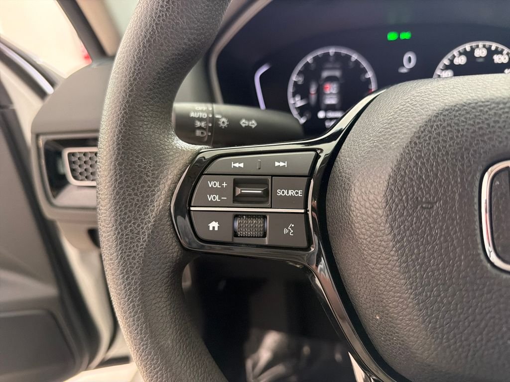 Used 2024  Honda LX image 24