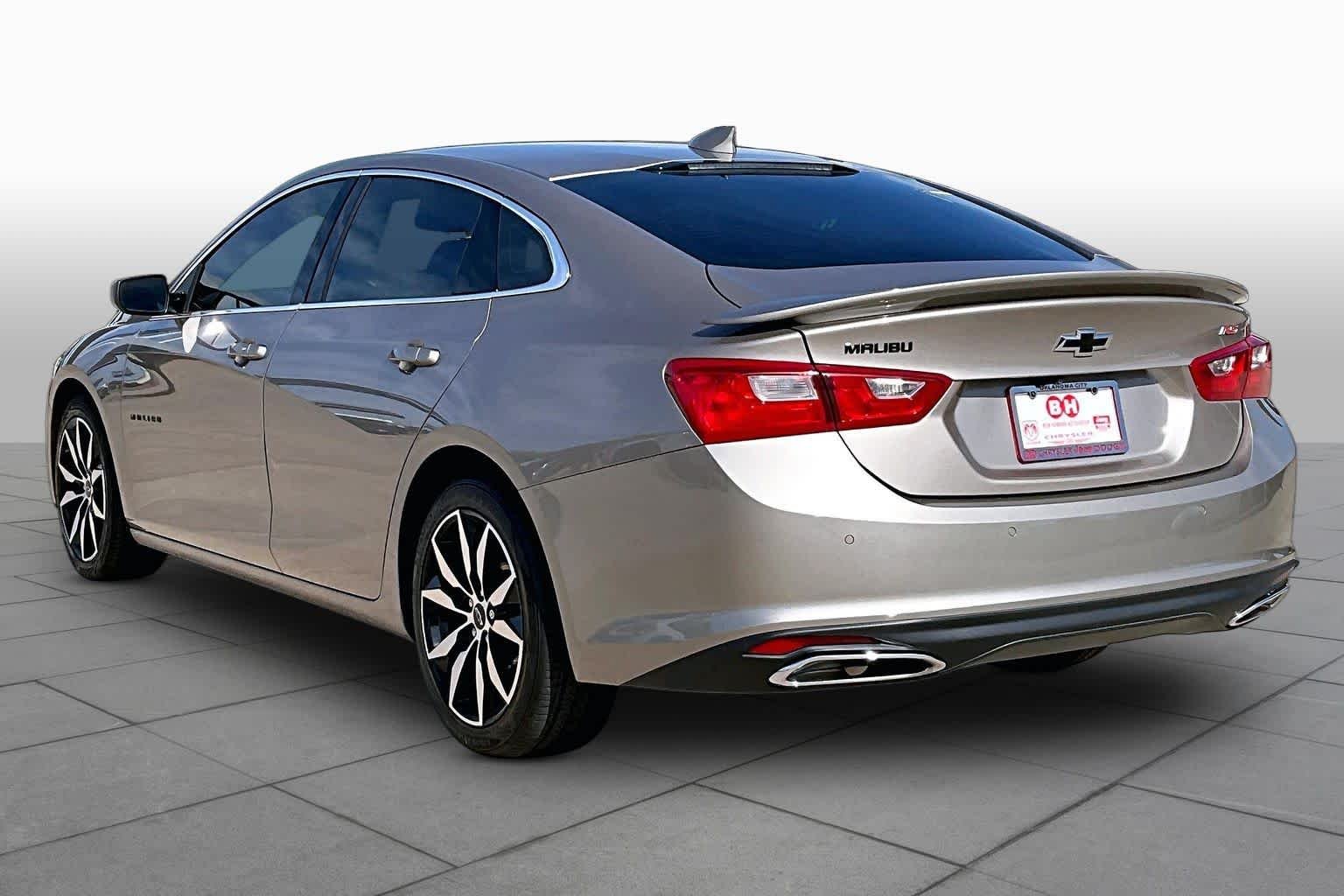 Used 2024 Mineral Gray Metallic Chevrolet RS image 9