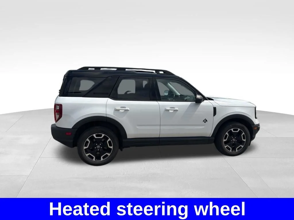 Used 2022 White Ford Outer Banks image 15