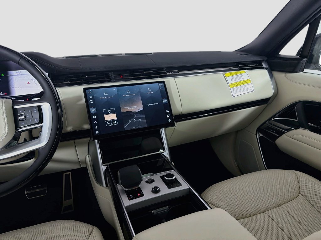 New 2027 Fuji White Land Rover SE image 25