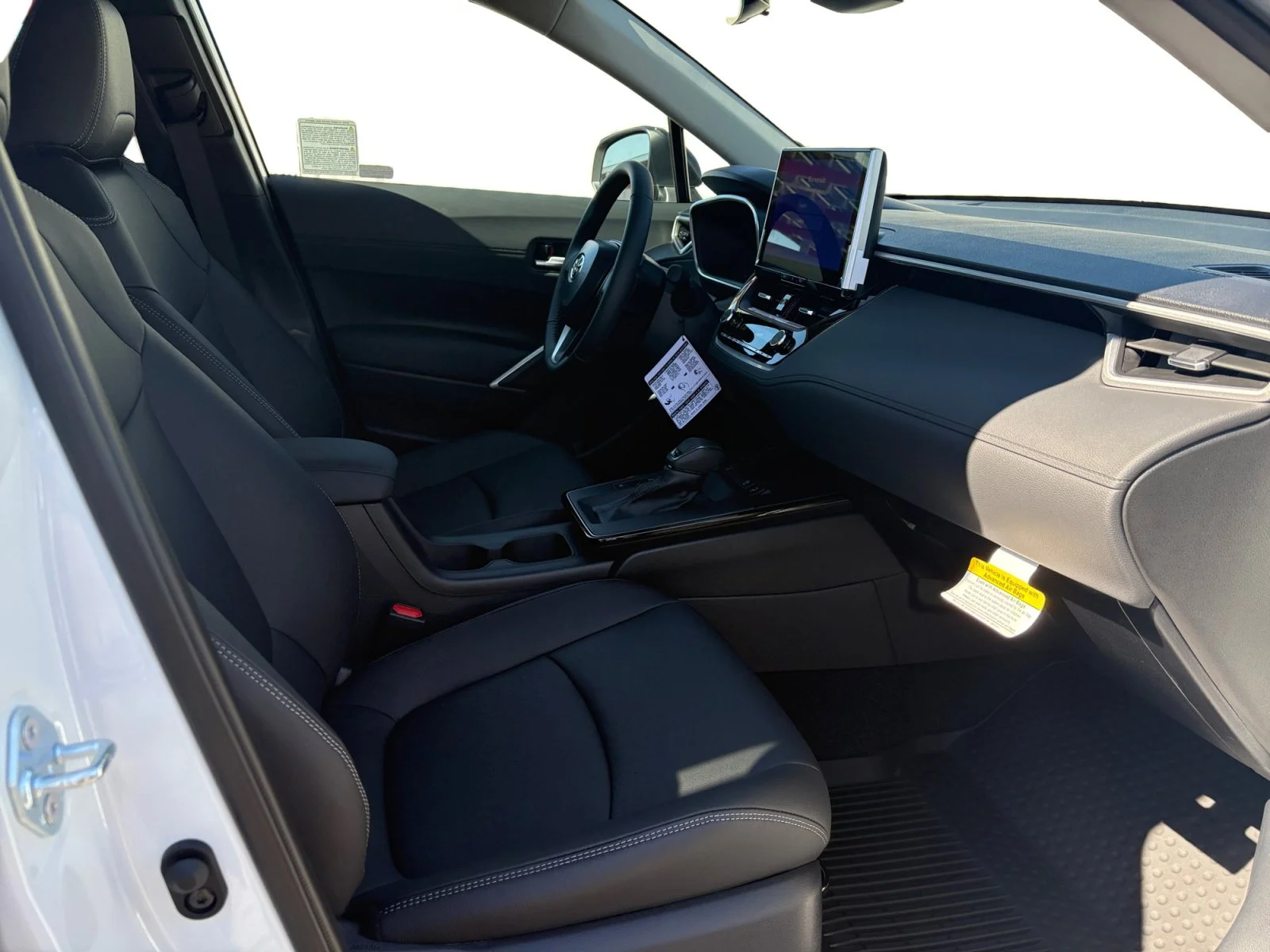 New 2026 Wind Chill Pearl <sup>1</sup> Toyota  XLE image 20