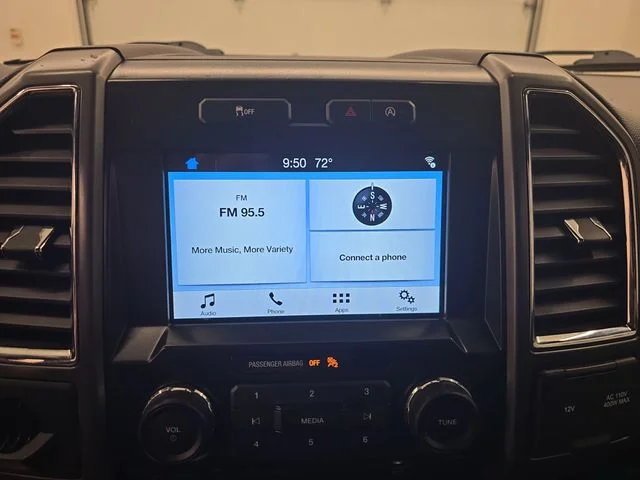 Used 2016 Ingot Silver Metallic Ford XLT image 24