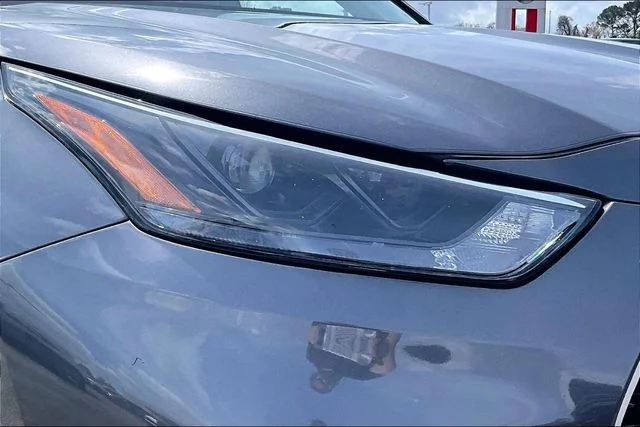Used 2024 Gray Toyota XLE image 32
