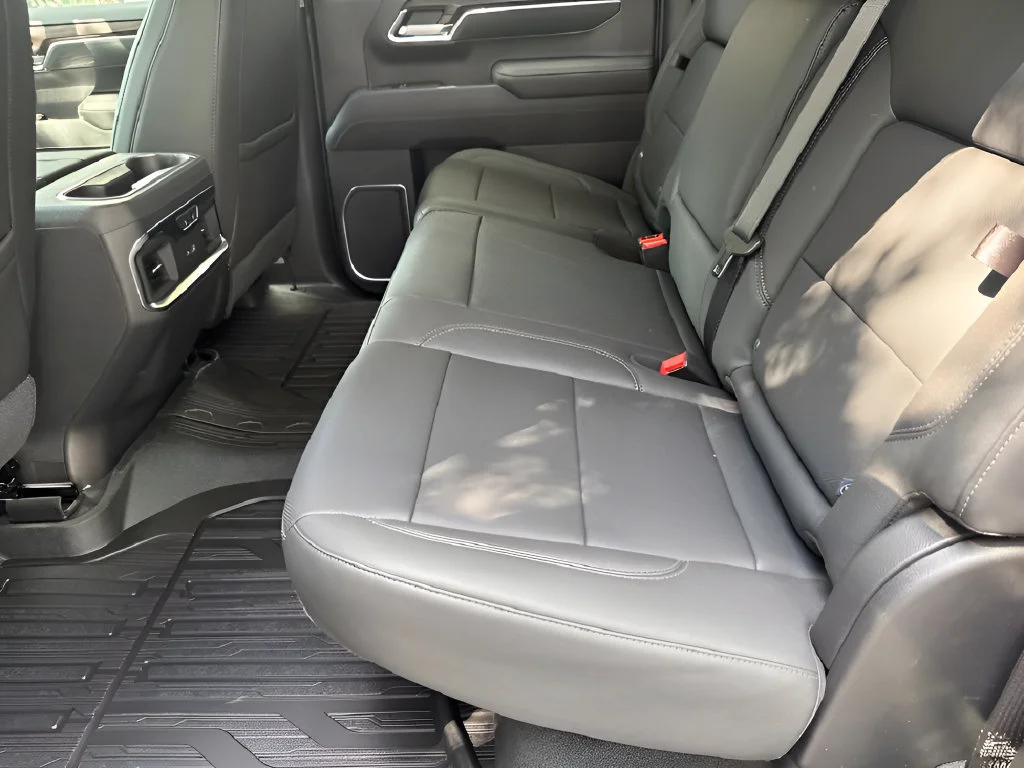 2026 GMC Sierra 1500 SLT - Photo 23