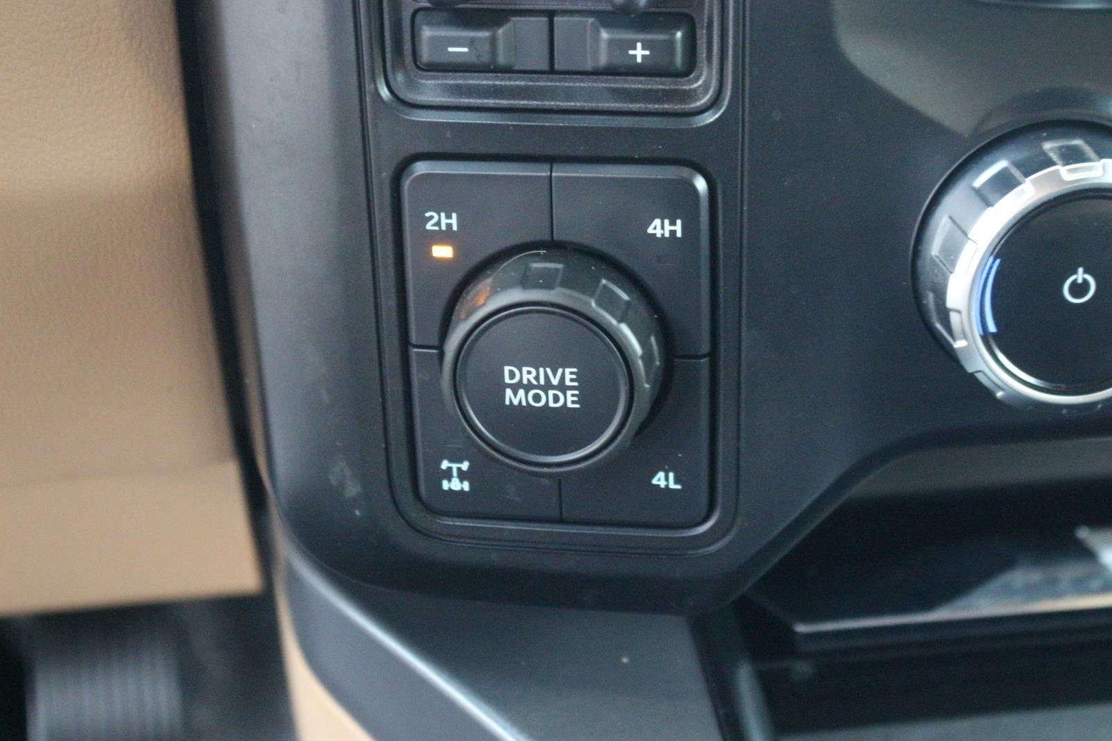 Used 2023 Black Ford XL image 29