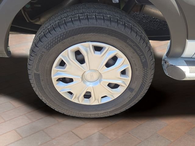 Used 2025 Oxford White Ford Base image 20