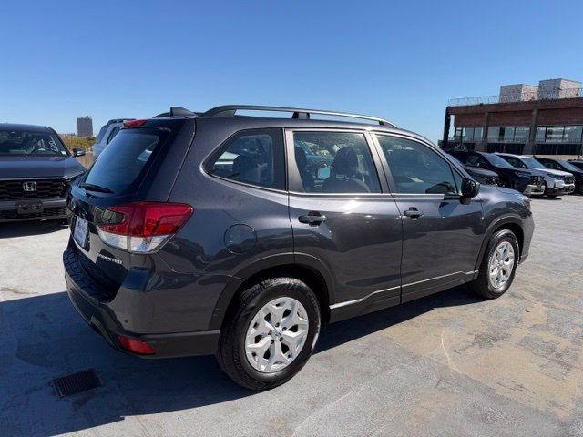 Used 2019 Gray Subaru Base image 7