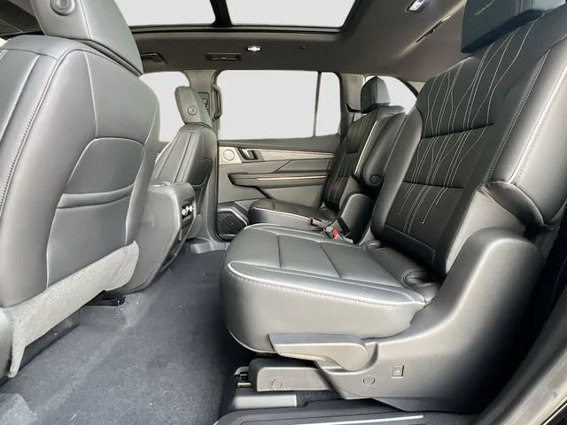 2026 Buick Enclave Avenir - Photo 17