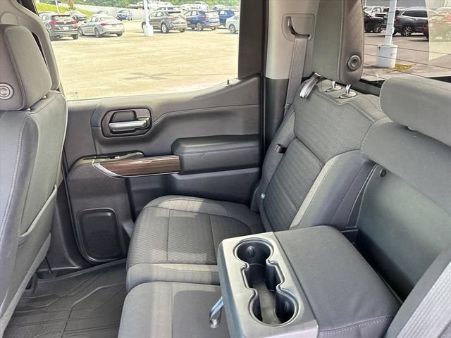 Used 2019 SUMMIT WHITE Chevrolet RST image 12