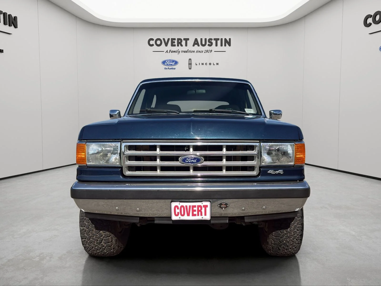 Used 1988  Ford XLT image 23