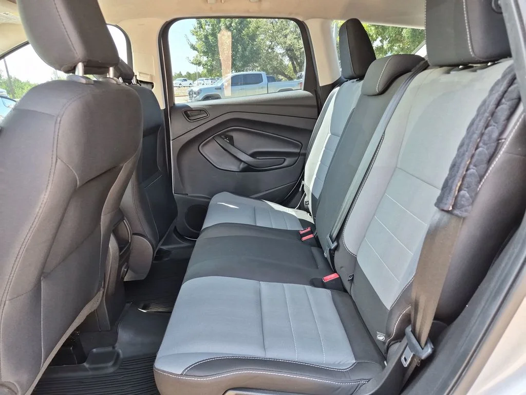 Used 2019 Silver Ford S image 32