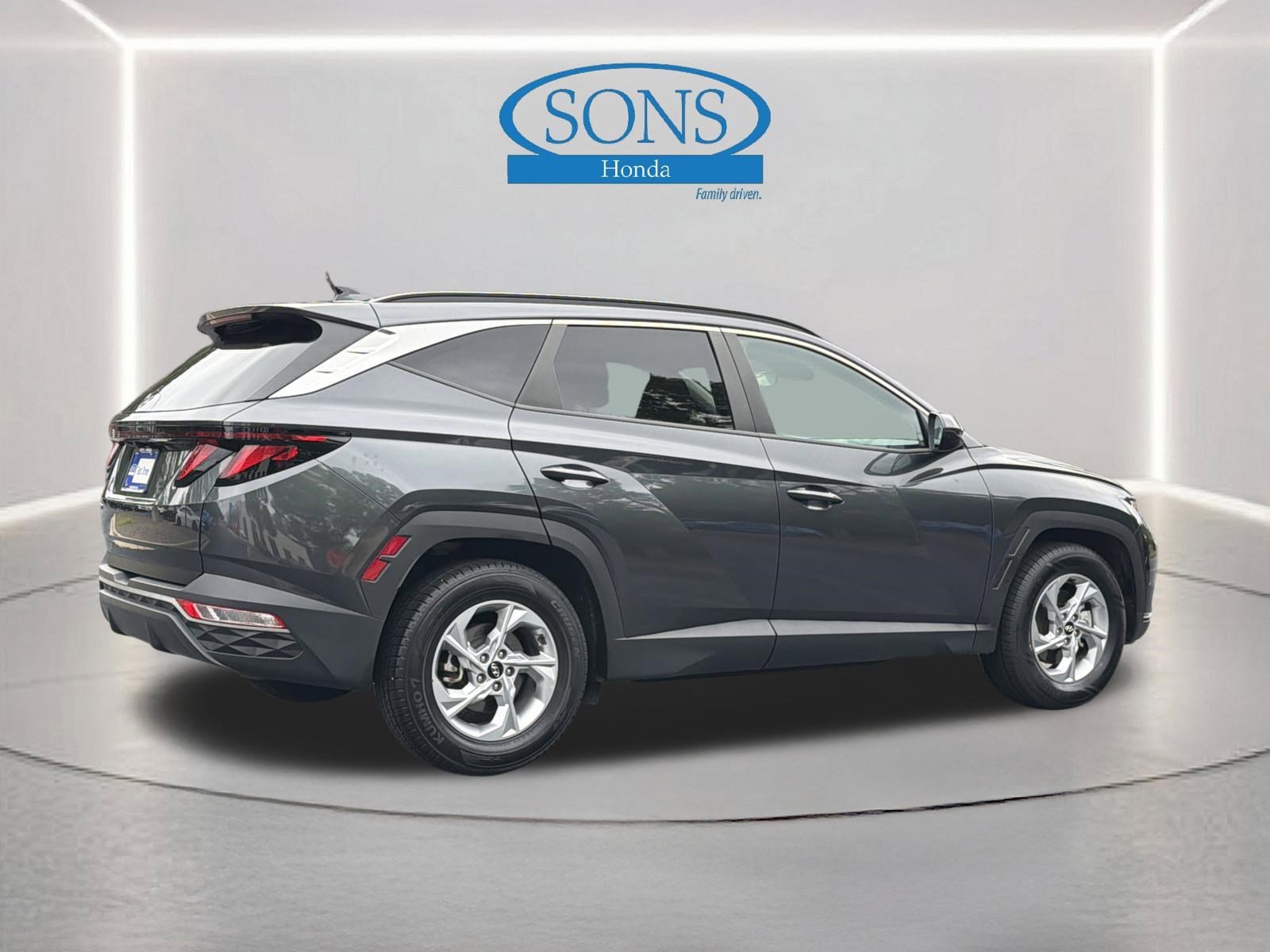 Used 2024 Dark Gray Metallic Hyundai SEL image 25