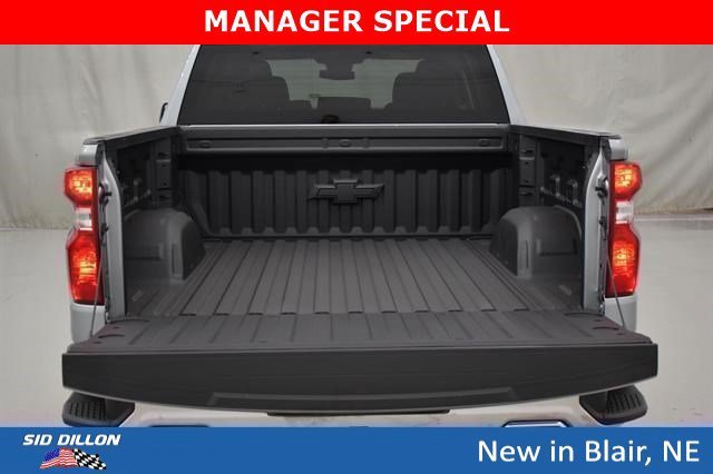 New 2026 Sterling Gray Metallic Chevrolet LT image 11