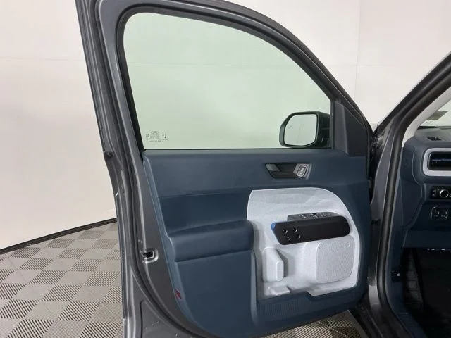 New 2026 Carbonized Gray Metallic Ford XLT image 13
