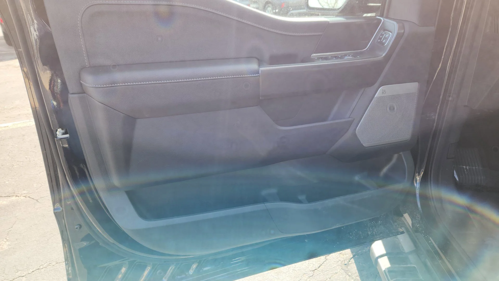 New 2026 Antimatter Blue Metallic Ford LARIAT image 23