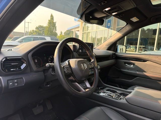 2025 Honda Pilot TrailSport - Photo 15