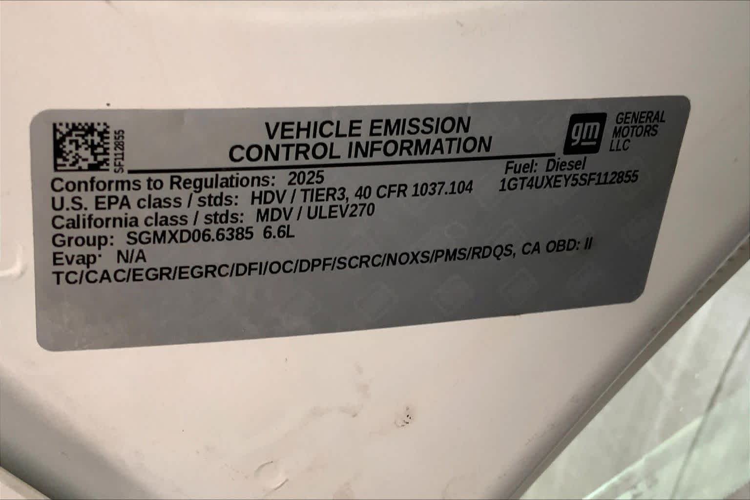 Used 2025 White Frost Tricoat GMC Denali Ultimate image 33