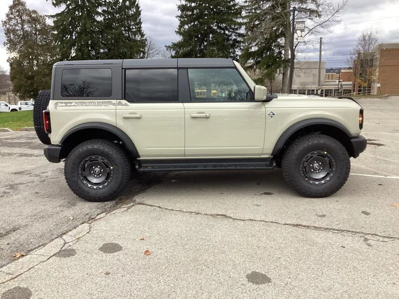 New 2025 Beige Ford Outer Banks image 8