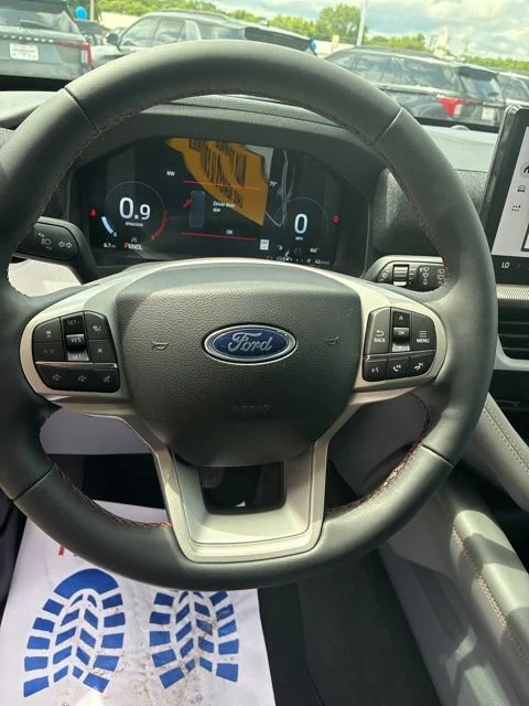New 2026 Agate Black Metallic Ford Active image 13