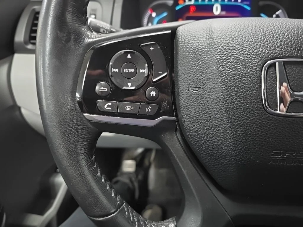 Used 2022 Gray Honda EX-L image 20