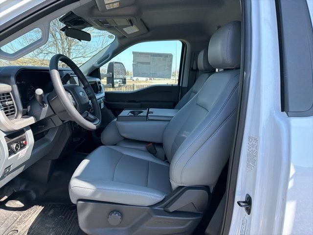 New 2024 Oxford White Ford F-550® XL image 11
