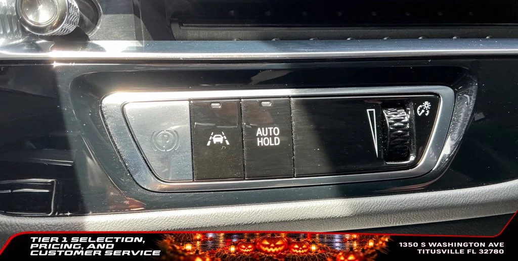 Used 2024 Nimbus Metallic Cadillac Tech image 36