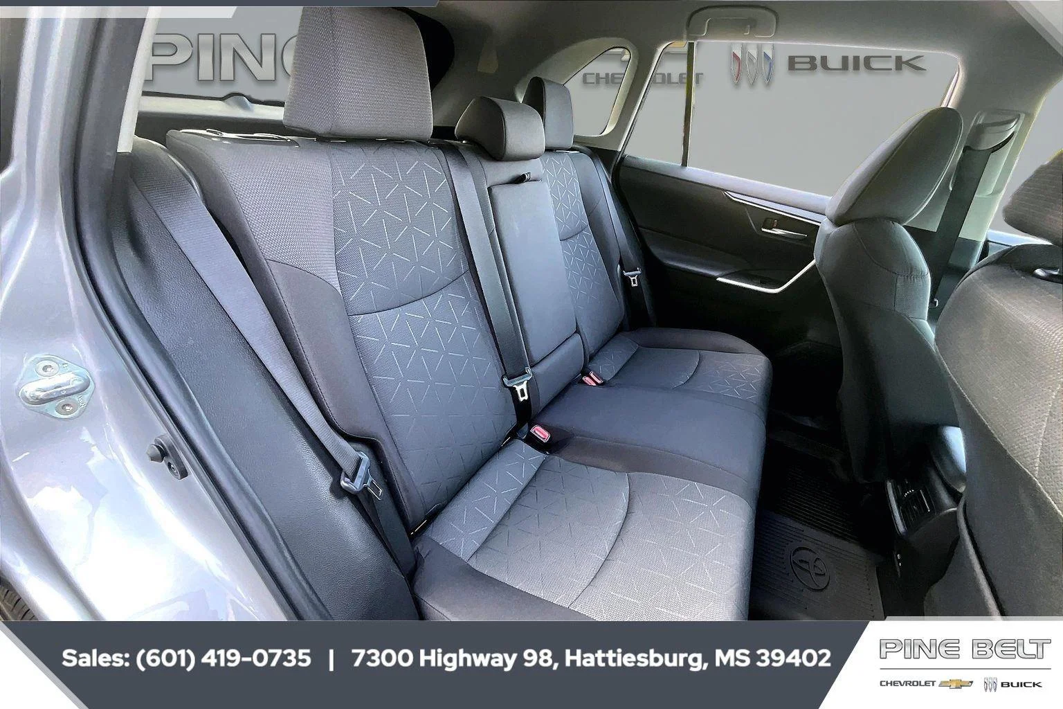 Used 2024 Silver Sky Metallic Toyota Hybrid XLE image 20