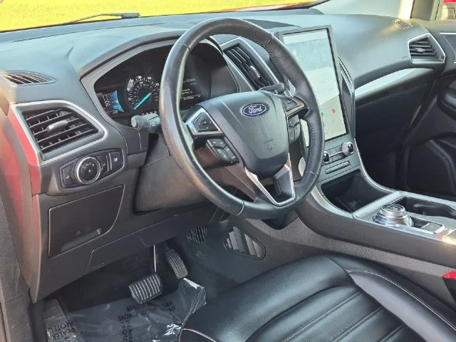 Used 2024 Red Ford SEL image 20