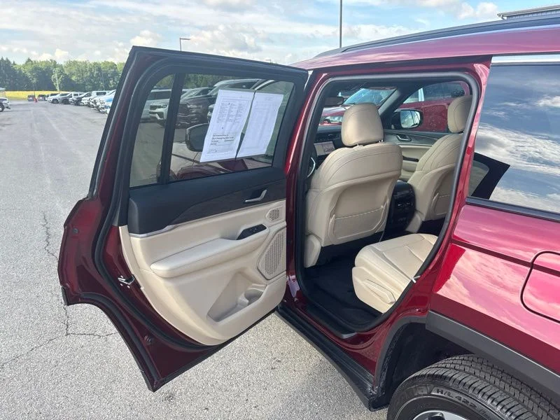 Used 2024 Red Jeep Limited image 16