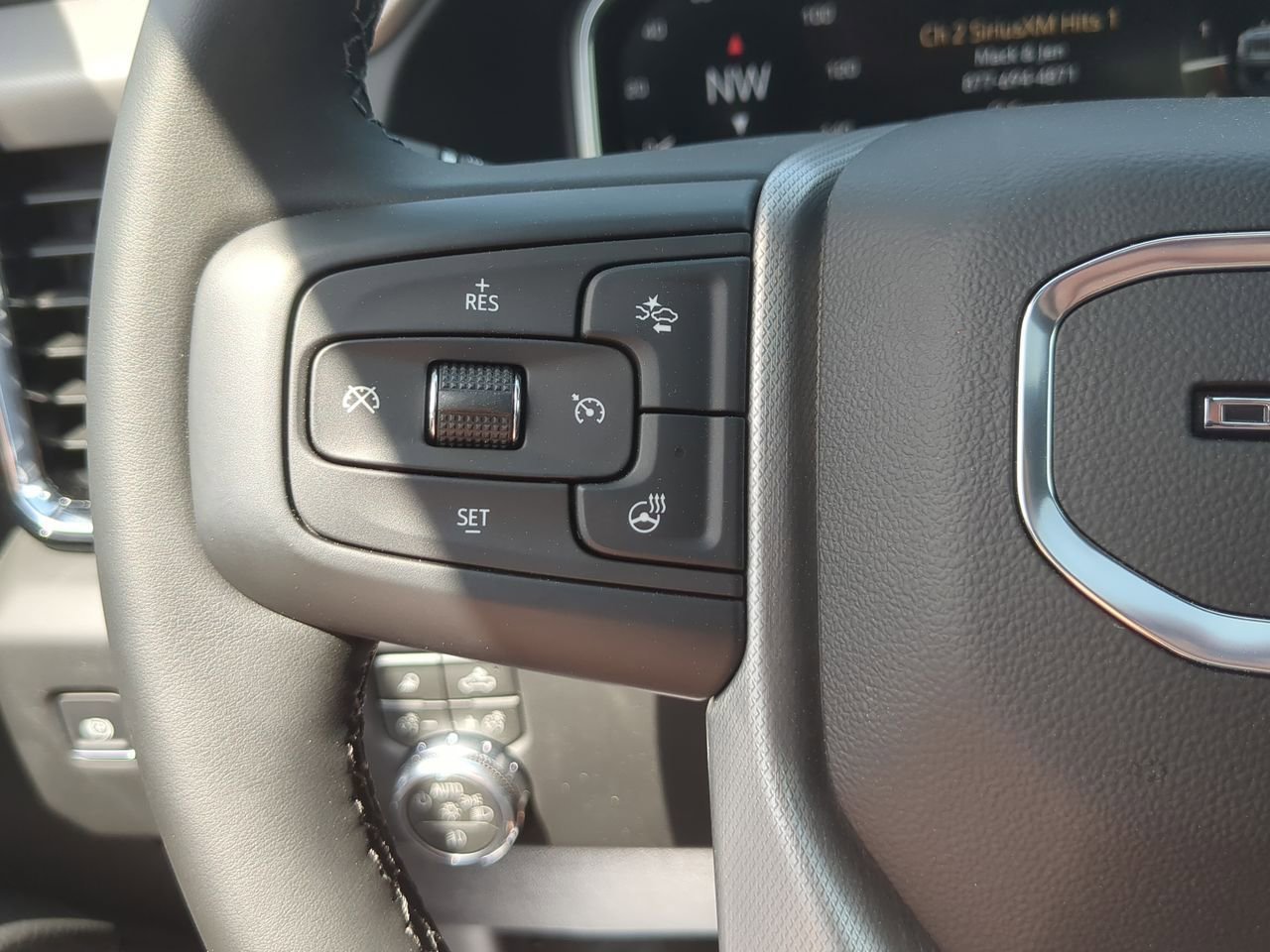 2026 GMC Sierra 2500HD Denali - Photo 36
