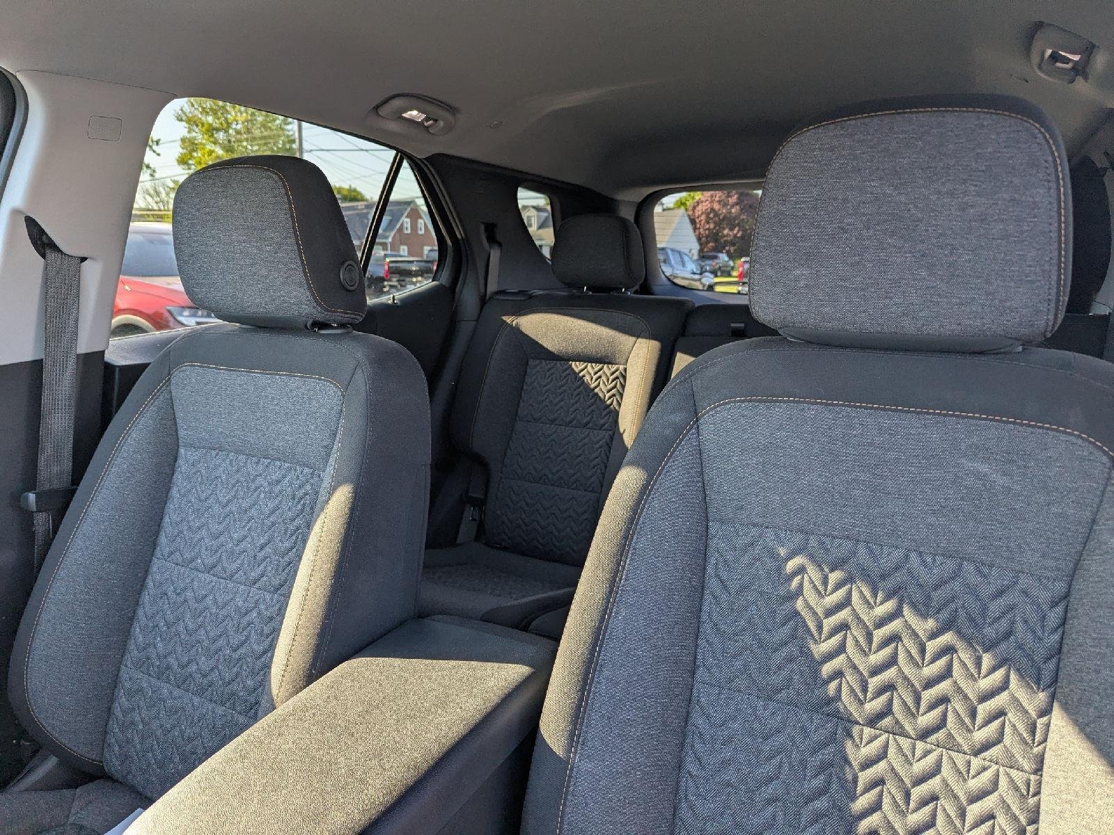 Used 2023 Summit White Chevrolet LT image 27