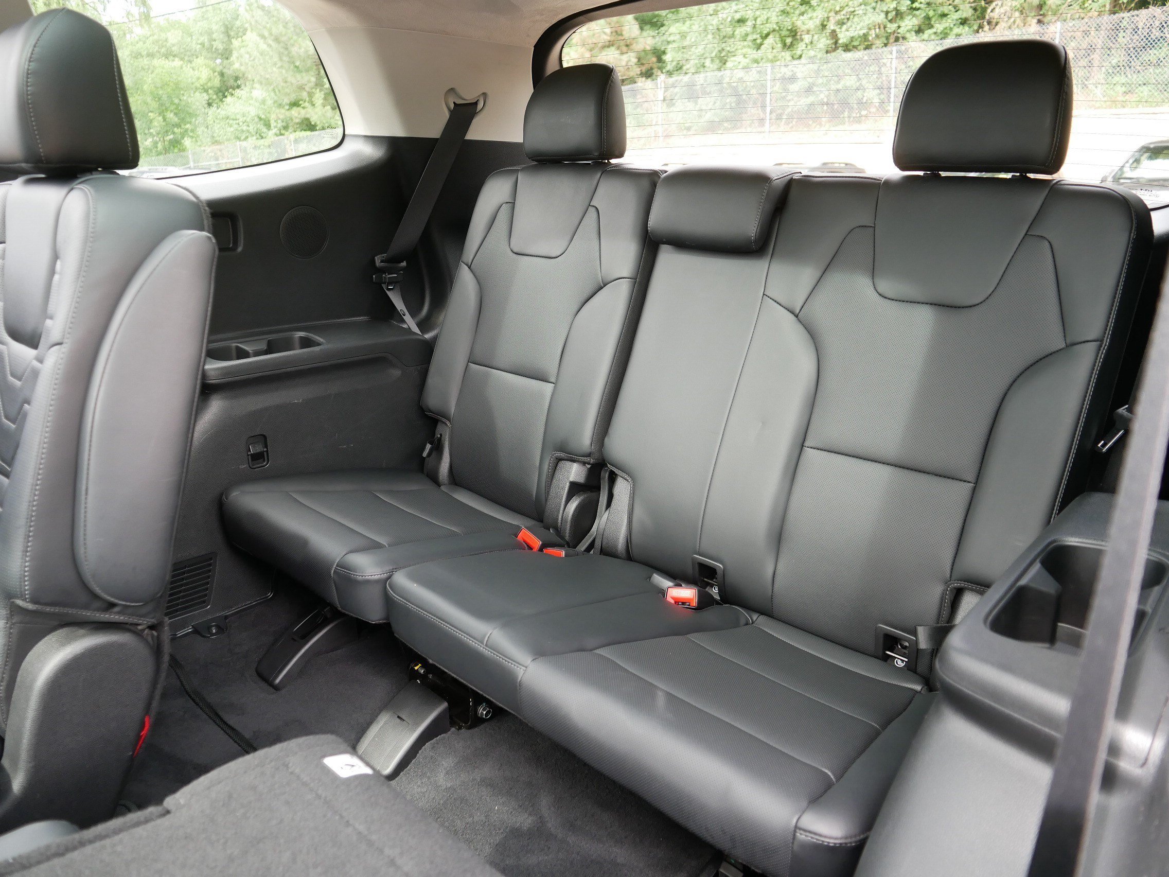 Certified Used 2022 Ebony Black Kia SX image 36