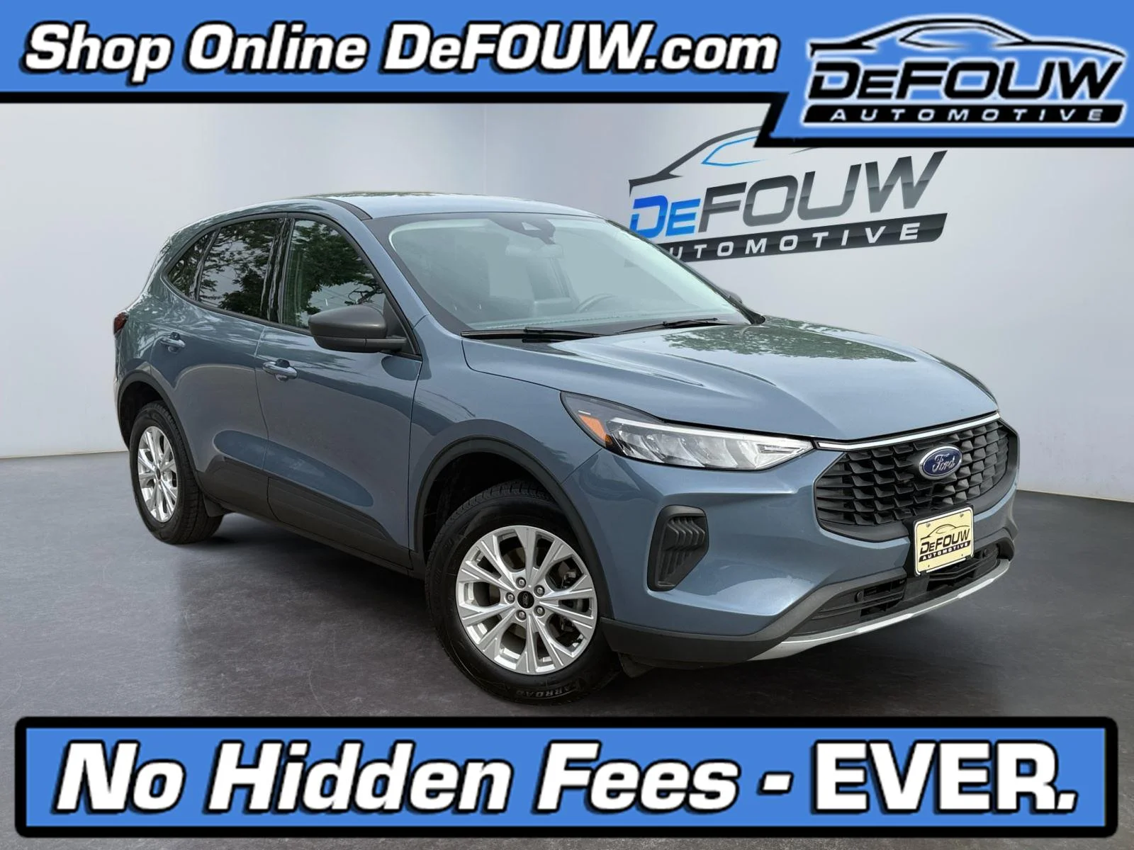 Used 2025 Vapor Blue Ford Active image 1