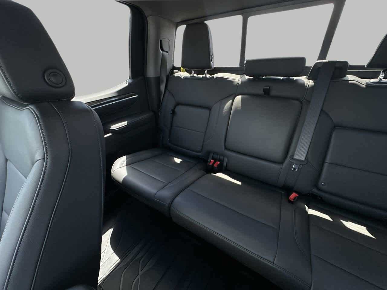 2025 Chevrolet Silverado 1500 RST - Photo 12