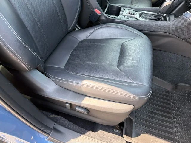 Used 2021 Blue Subaru Touring image 27