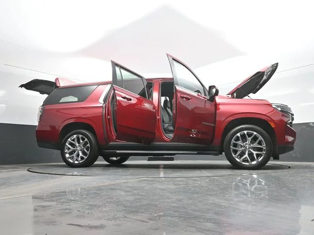 Used 2022 Red Chevrolet LT image 31
