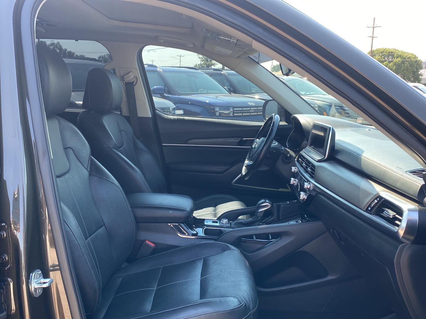 Used 2021 Dark Moss Kia EX image 20