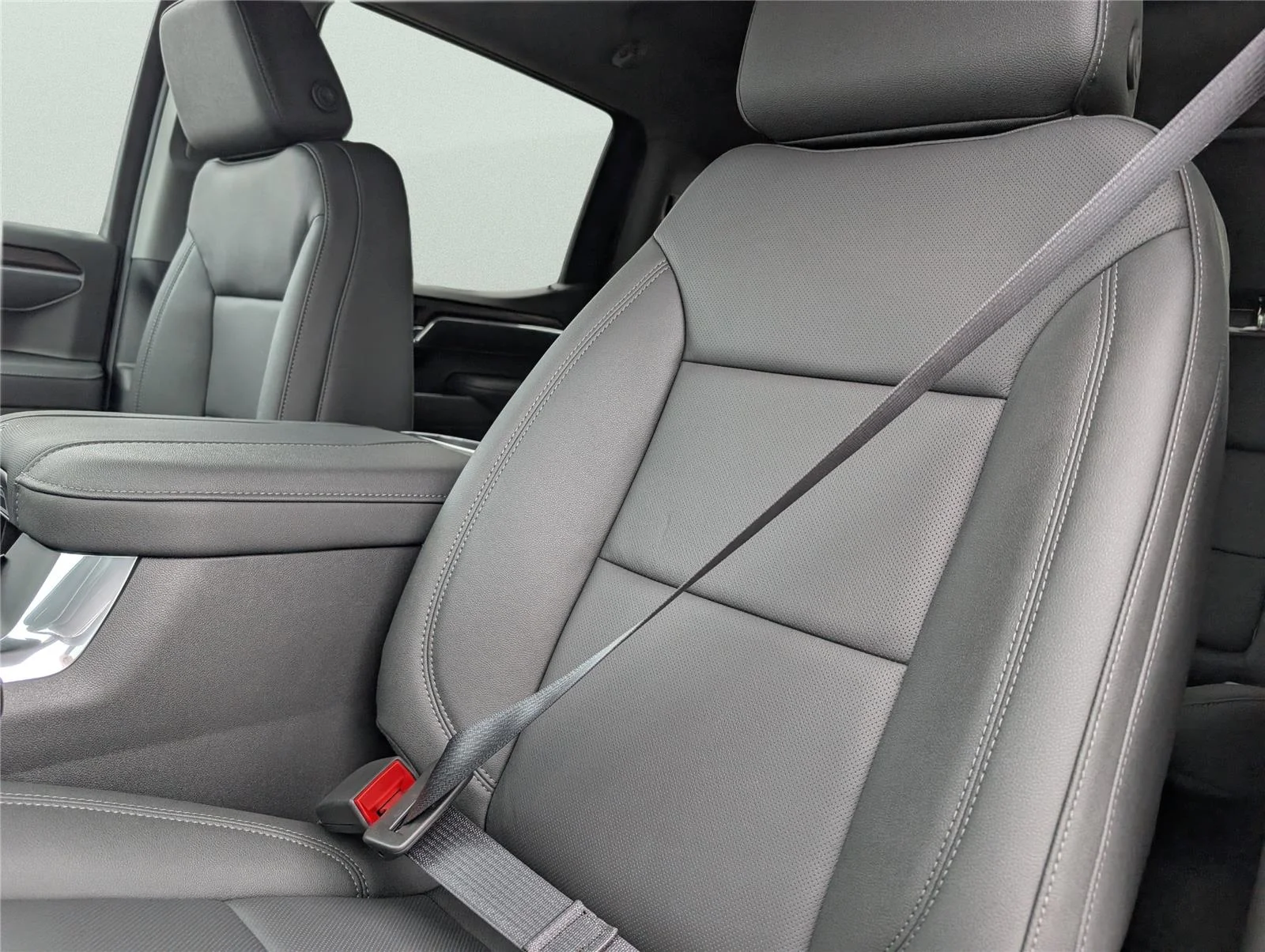 New 2026 Summit White GMC SLT image 28