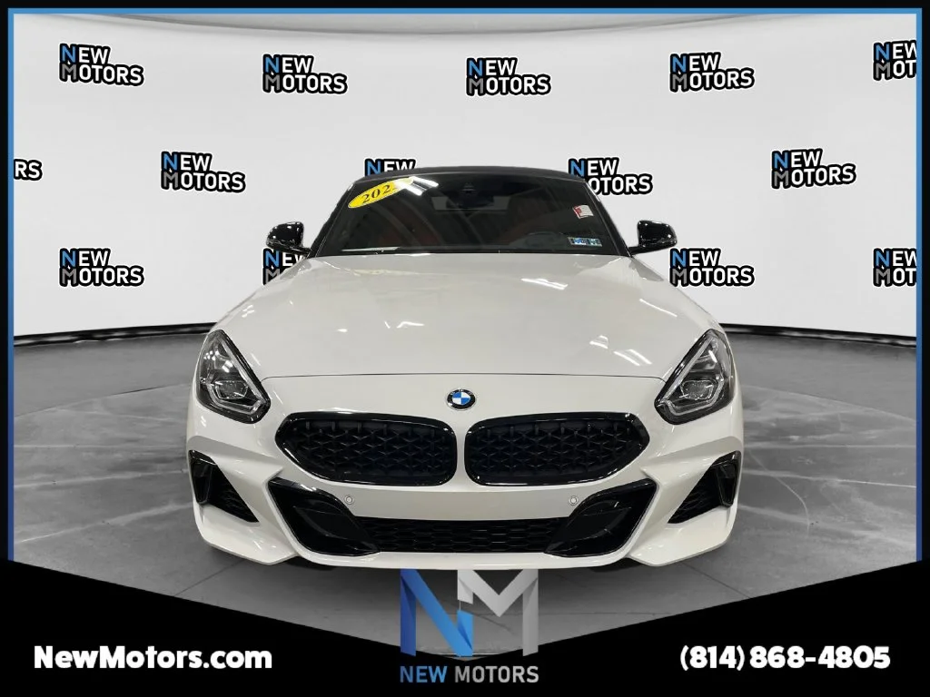 Used 2022 Alpine White BMW sDrive M40i image 8