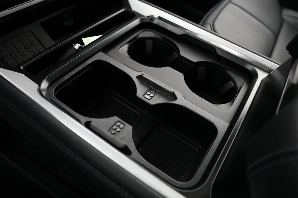New 2026 Star White Metallic Tri-Coat Ford F-250® Platinum® image 55